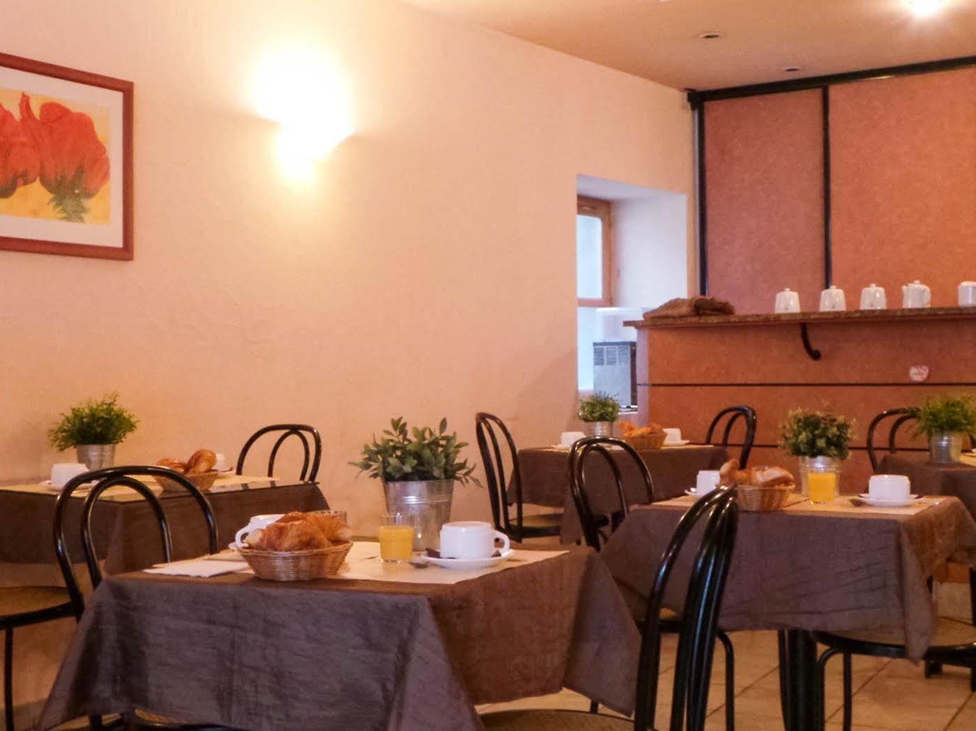 Logis Hotel Saint Jacques 瓦朗斯 外观 照片