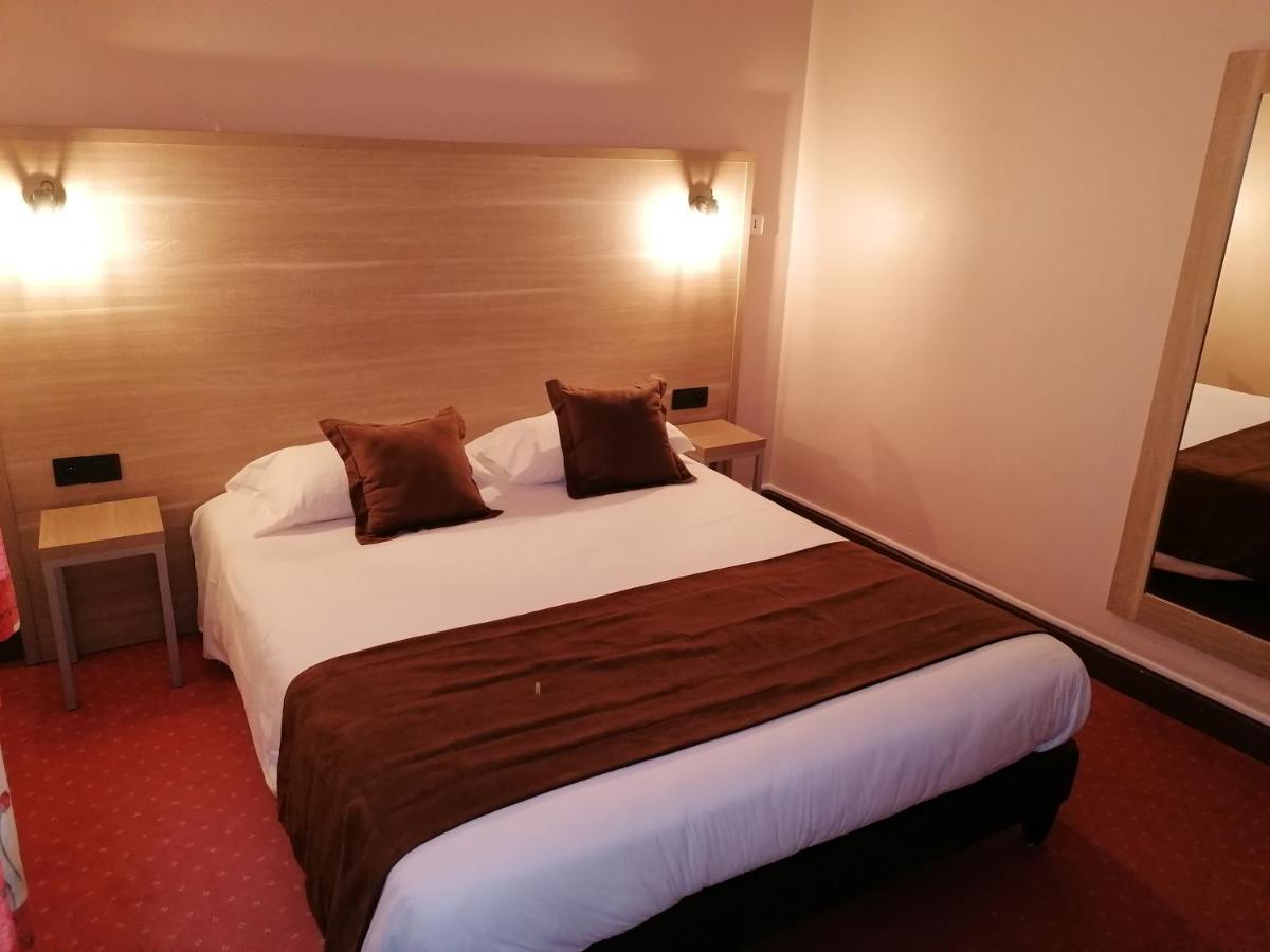 Logis Hotel Saint Jacques 瓦朗斯 外观 照片